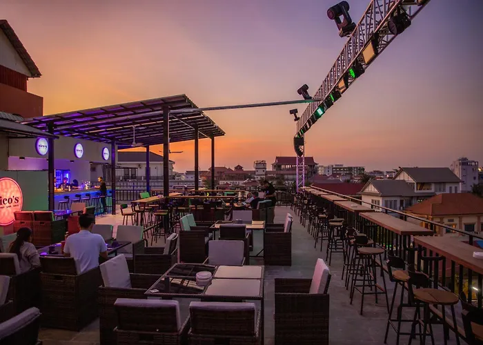 Nico's And Skybar