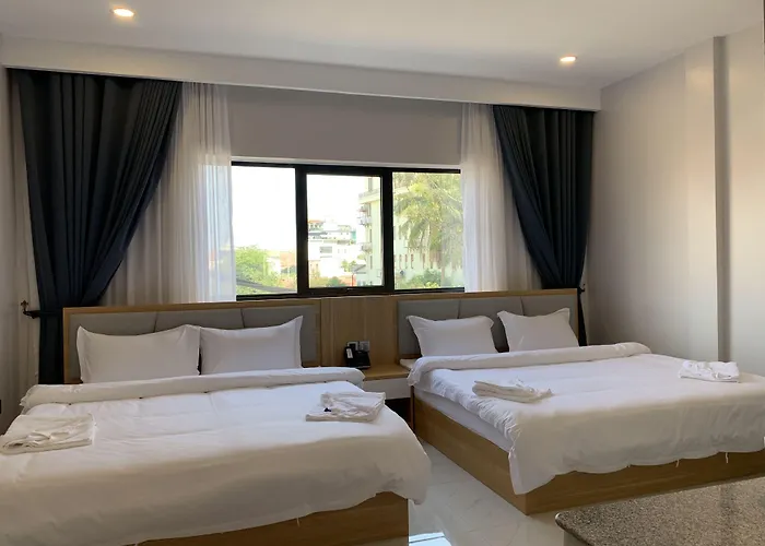 Nico's And Skybar Hotel 3*