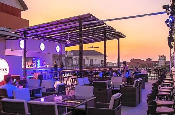 Nico's And Skybar Hotel