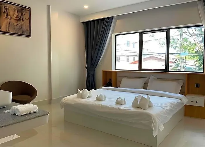 Hotel Nico's And Skybar 3*