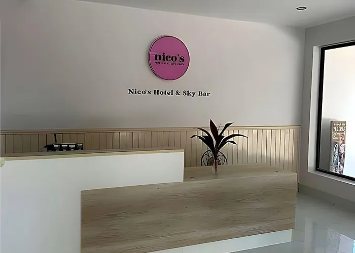 Hotel Nico's And Skybar