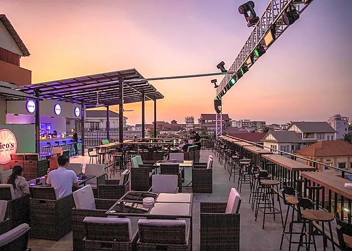 Nico's And Skybar 酒店